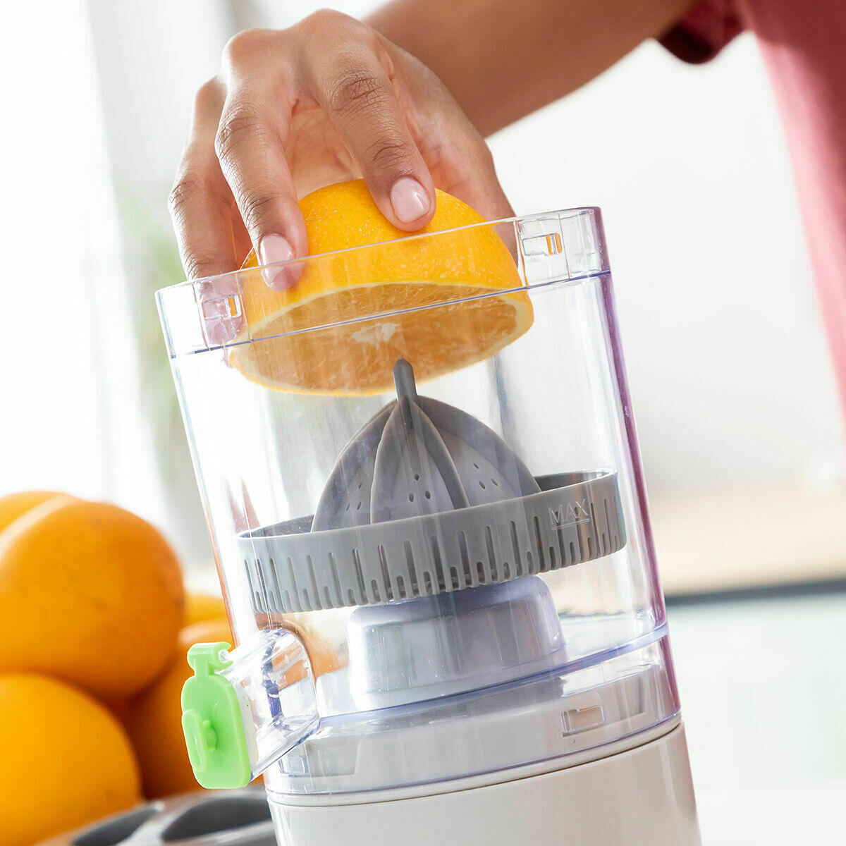 Exprimidor Automático Recargable Juisso – Zumos Naturales en Cualquier Lugar